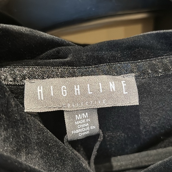 velour sweater cut off shoulders - Picture 4 of 5